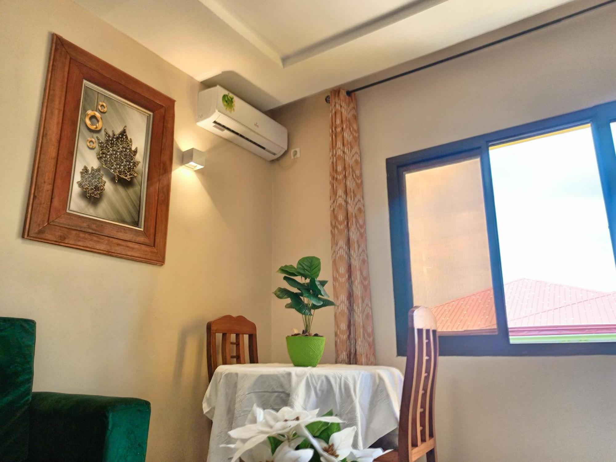 Residence Des 7 Collines Yaoundé Εξωτερικό φωτογραφία