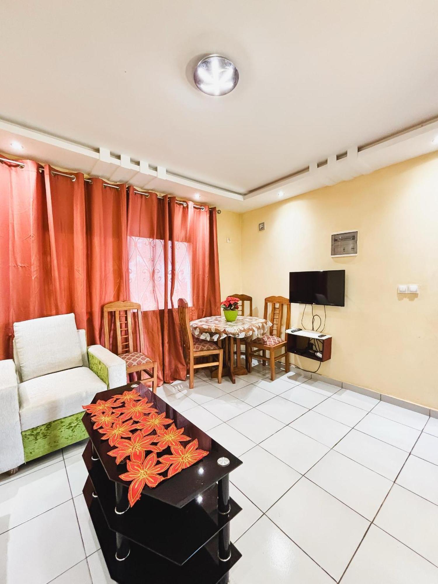 Residence Des 7 Collines Yaoundé Εξωτερικό φωτογραφία